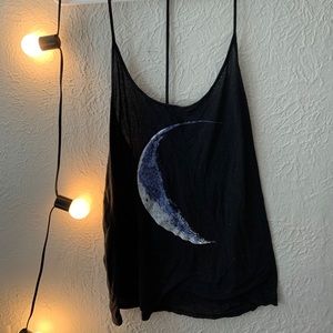 Crescent moon tank